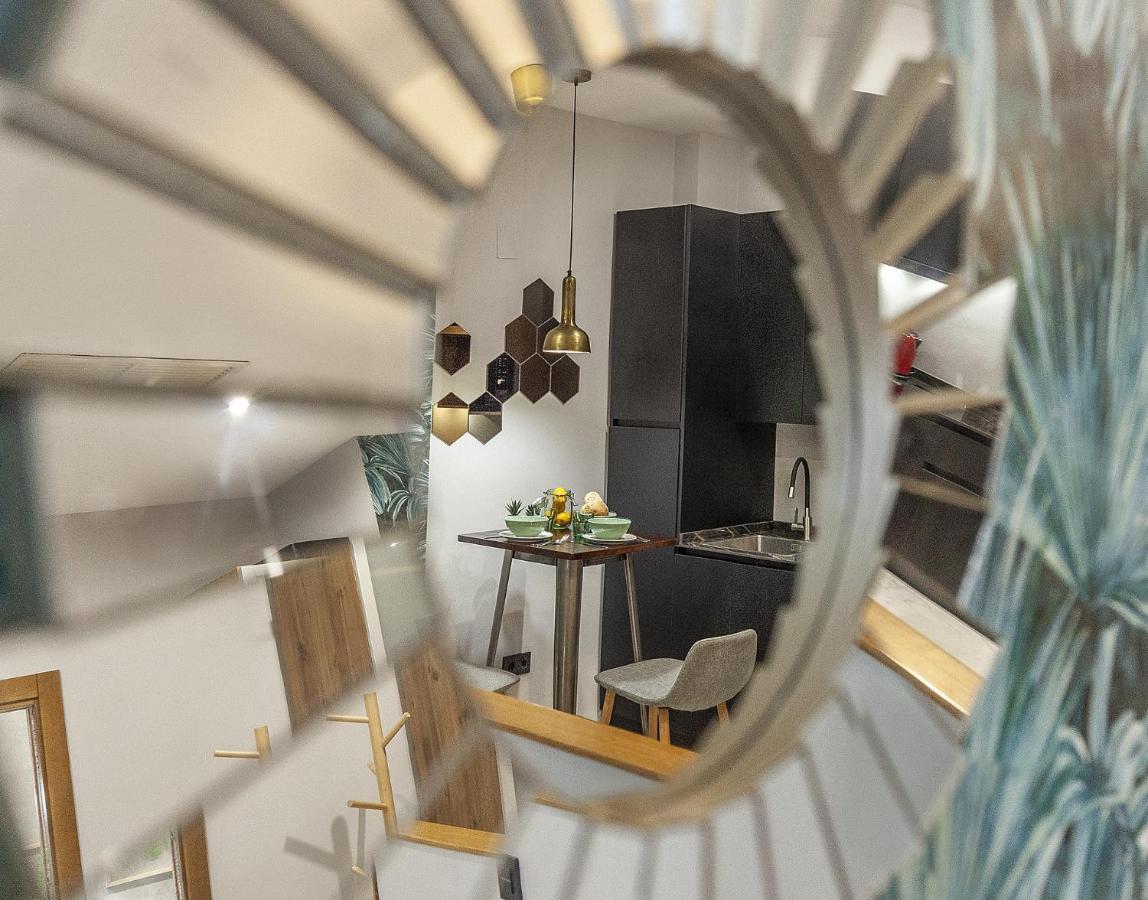 Precioso Moderno Estudio Centro Historico. Wifi/Ac Севиля Екстериор снимка